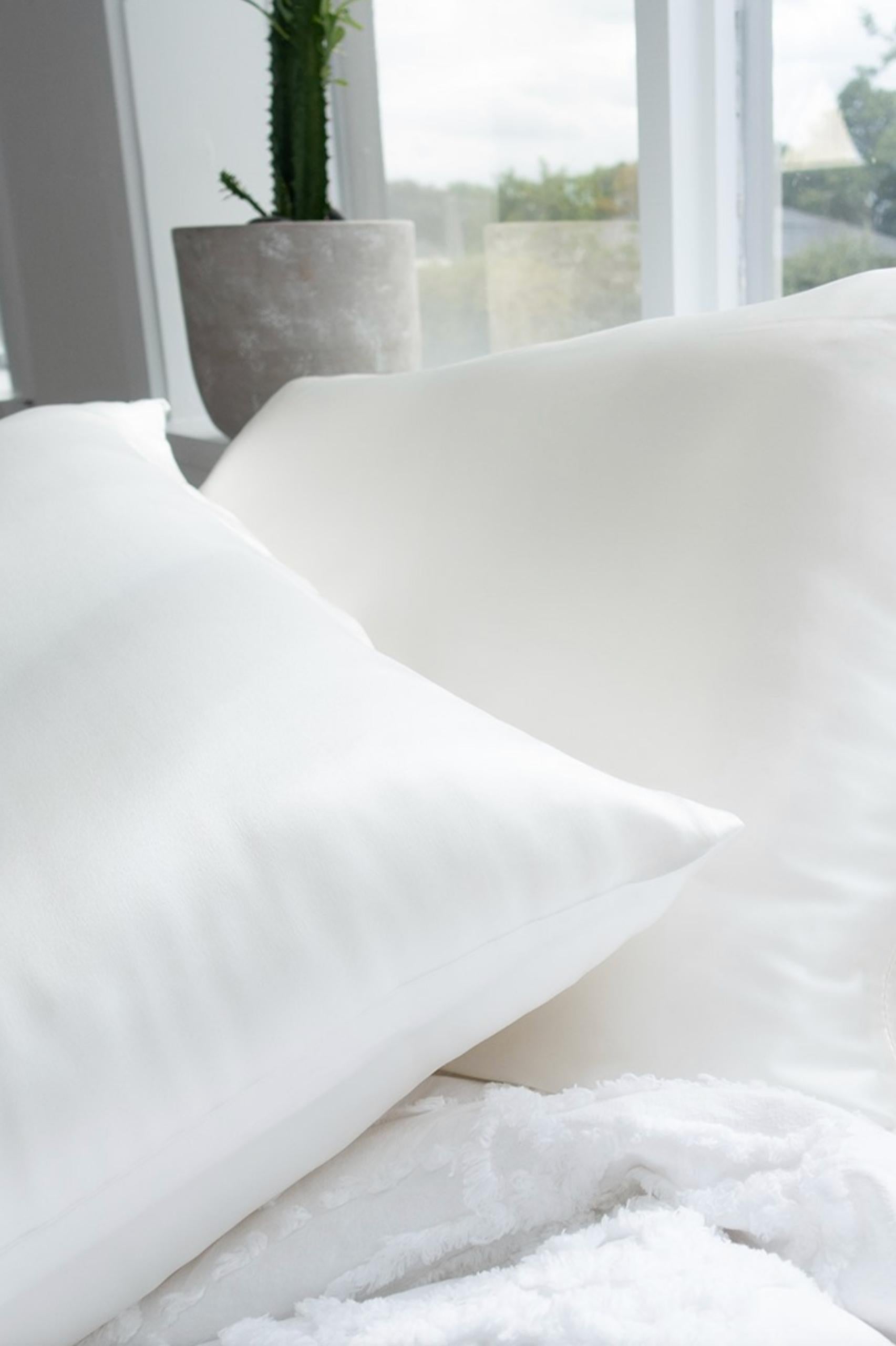 100% Silk Pillowcase Pair in Ivory