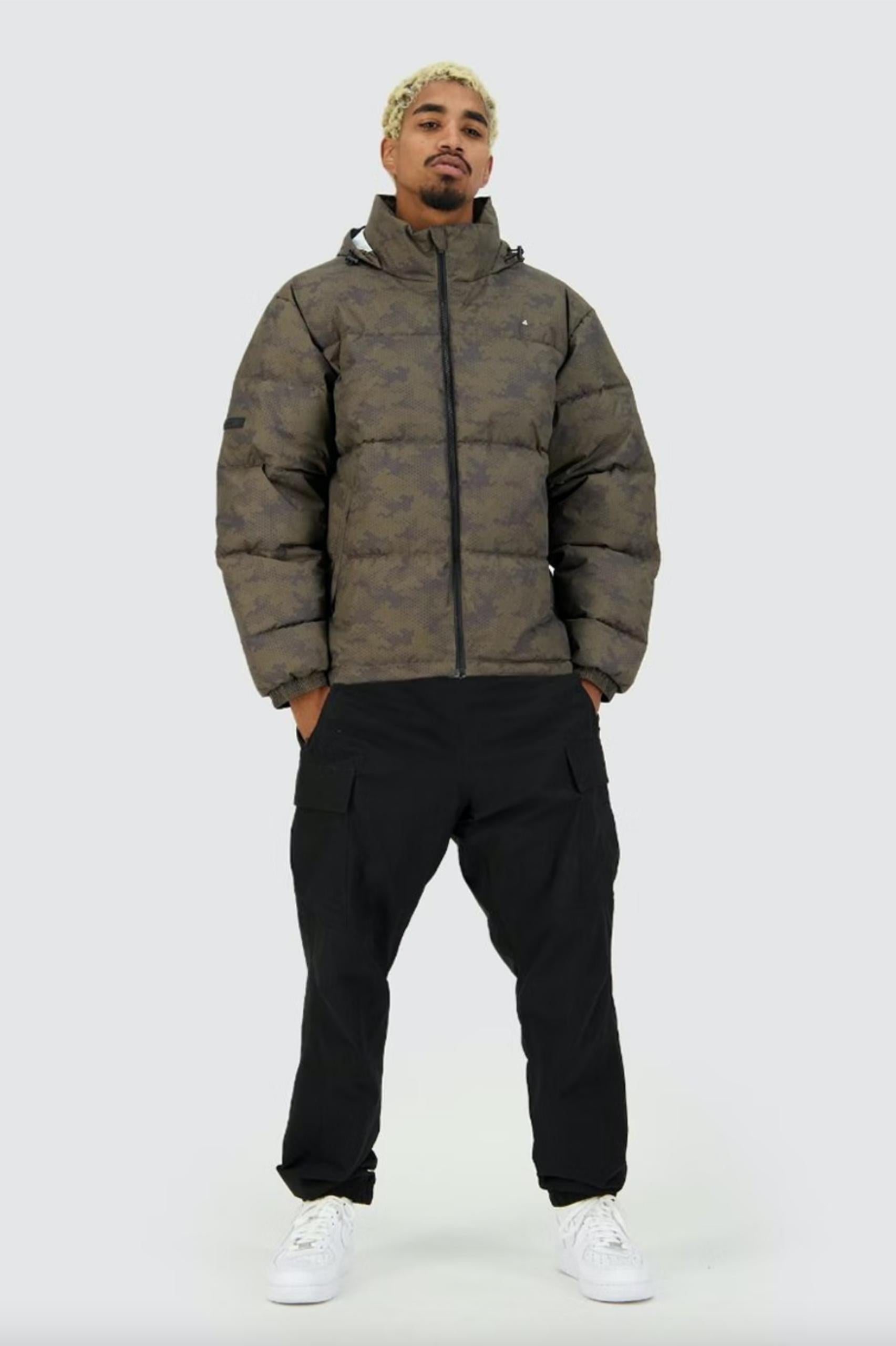 Huffer No Comply Track Puffer - Camo