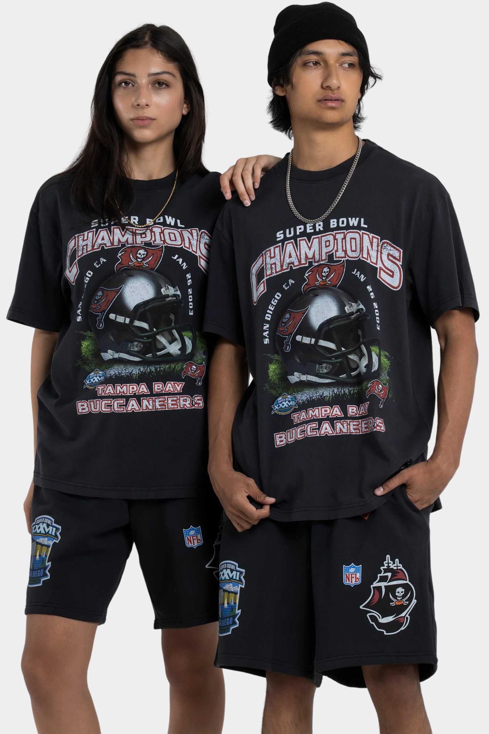 Mitchell & Ness Superbowl Champions Buccaneers Tee Unisex