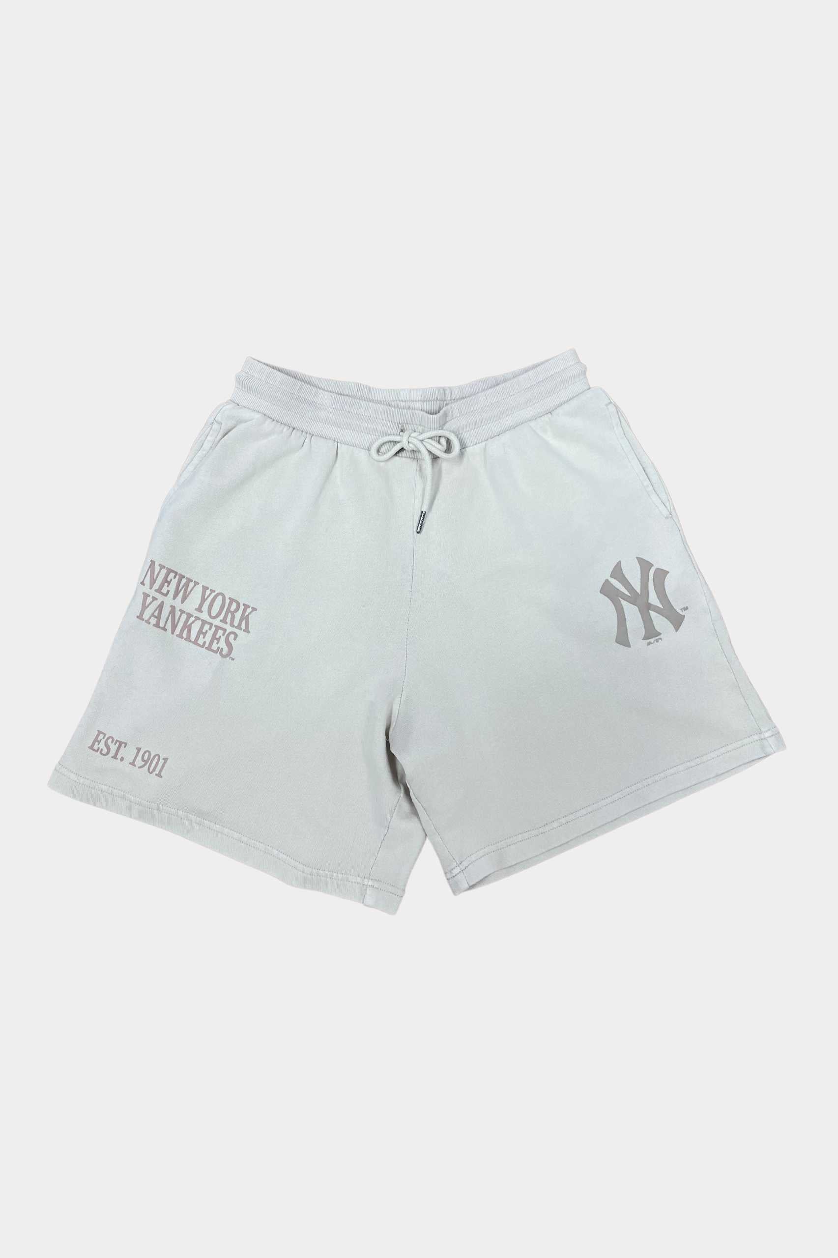 Majestic New York Yankees Sunbleached Boyfriend Shorts