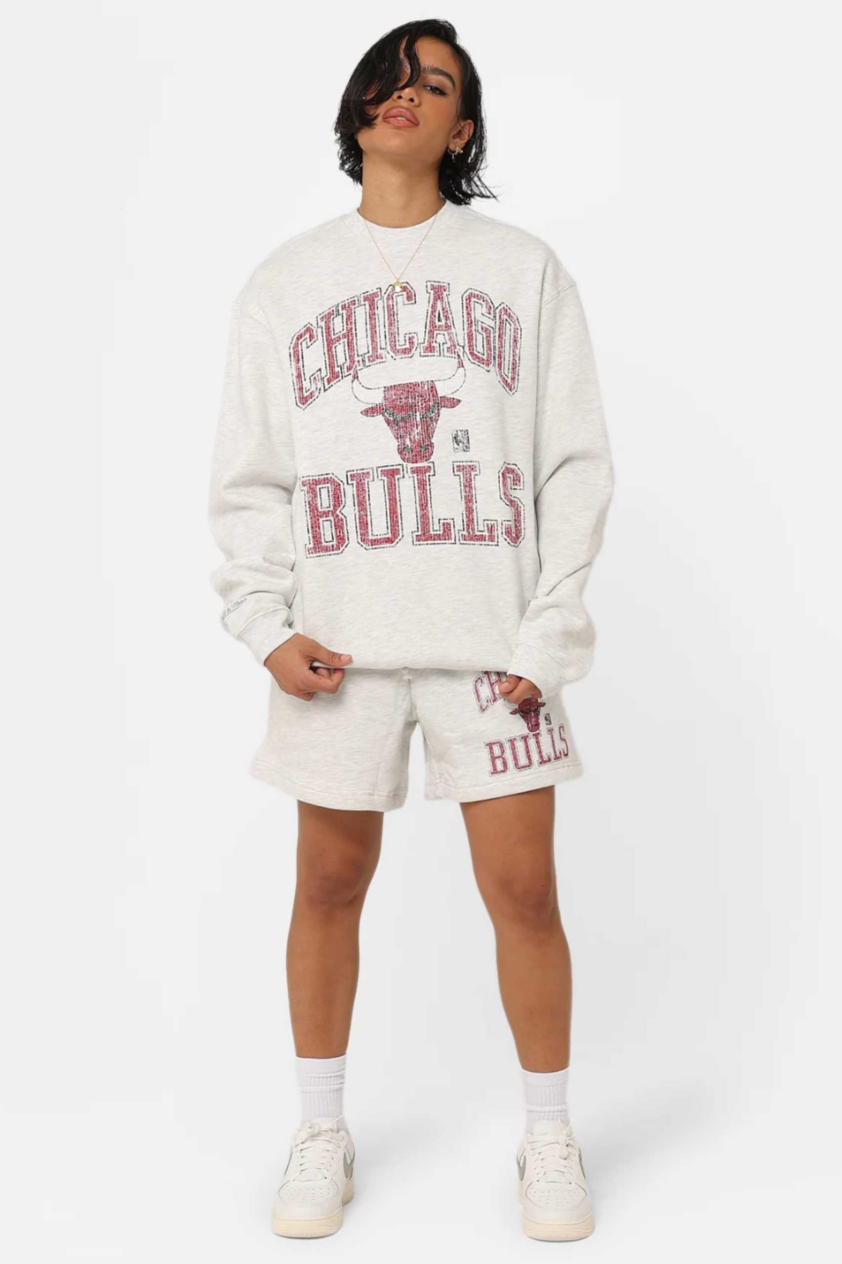 Mitchell & Ness Womens Chicago Bulls Arch Logo Shorts